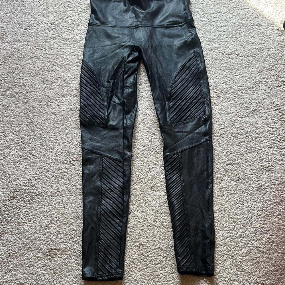 SPANX Sleek Black Leggings